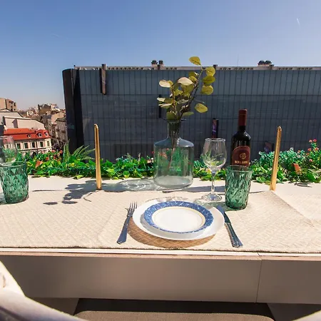 Old Town With Amazing View From The Balcony * בוקרשט