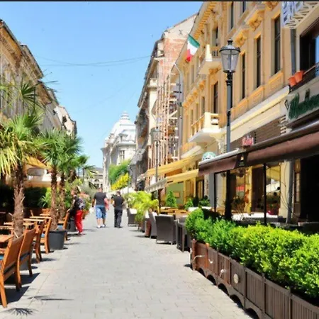 Old Town With Amazing View From The Balcony Апартаменты *