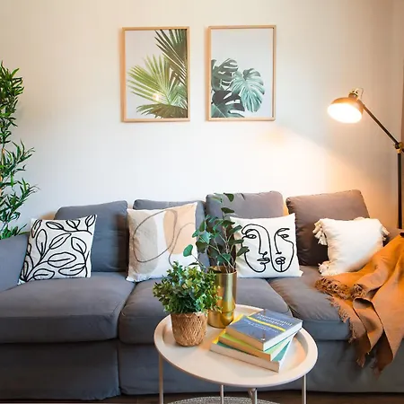 Апартаменты Old Town With Amazing View From The Balcony *