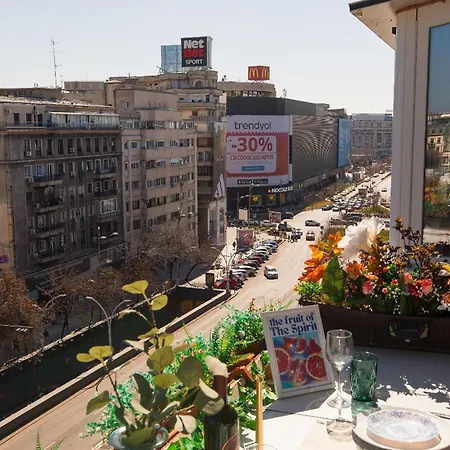 Appartamento Old Town With Amazing View From The Balcony Bucarest