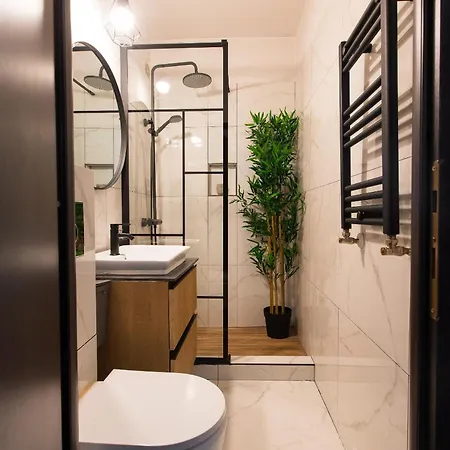 Old Town With Amazing View From The Balcony Apartment *