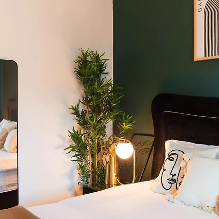 Old Town With Amazing View From The Balcony Appartamento Bucarest