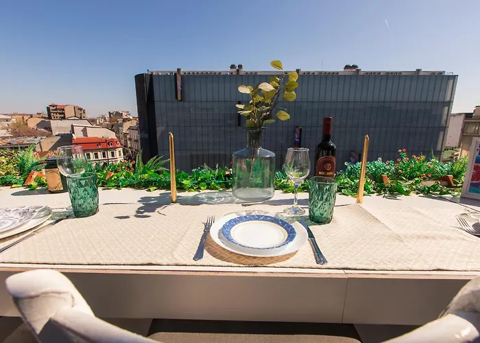 Old Town With Amazing View From The Balcony * Bukurešť