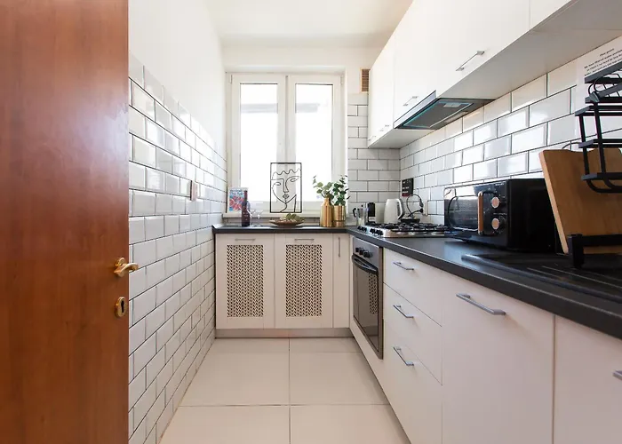 شقة Old Town With Amazing View From The Balcony