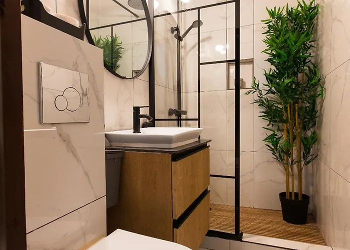 شقة Old Town With Amazing View From The Balcony بوخارست