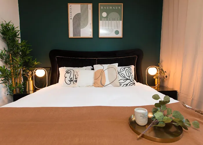 Old Town With Amazing View From The Balcony Apartmán *