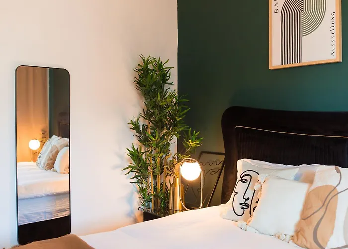 Old Town With Amazing View From The Balcony شقة بوخارست