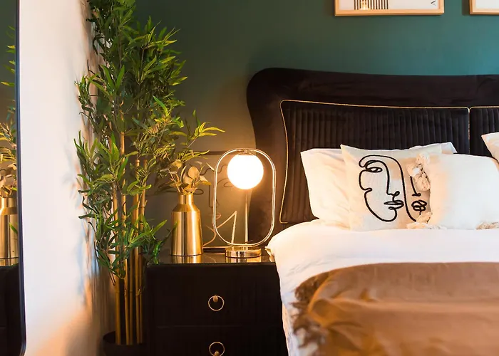 شقة Old Town With Amazing View From The Balcony *