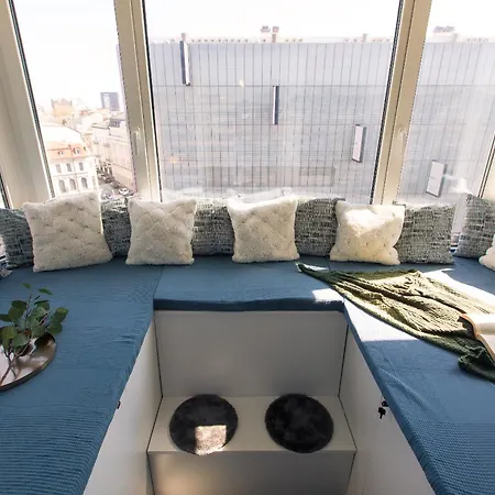 Old Town With Amazing View From The Balcony Apartament